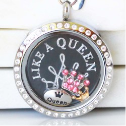 Like a Queen Like a Queen