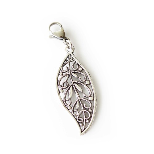 Intricate Leaf Dangle